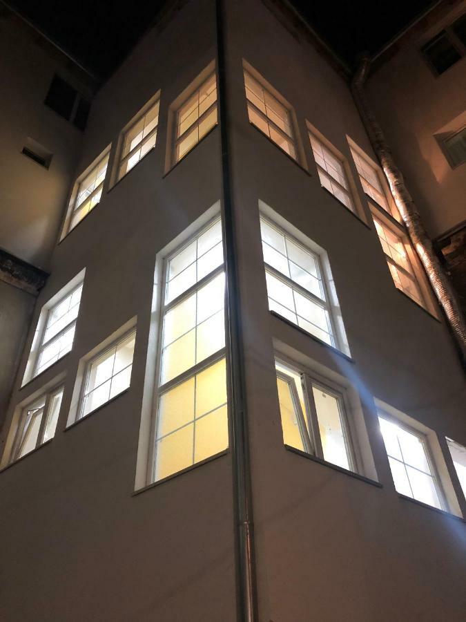 Apartments & Rooms Left River Belgrado Esterno foto